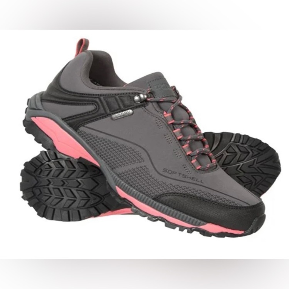 Mountain Warehouse hiking shoes women’s size 6-NWT